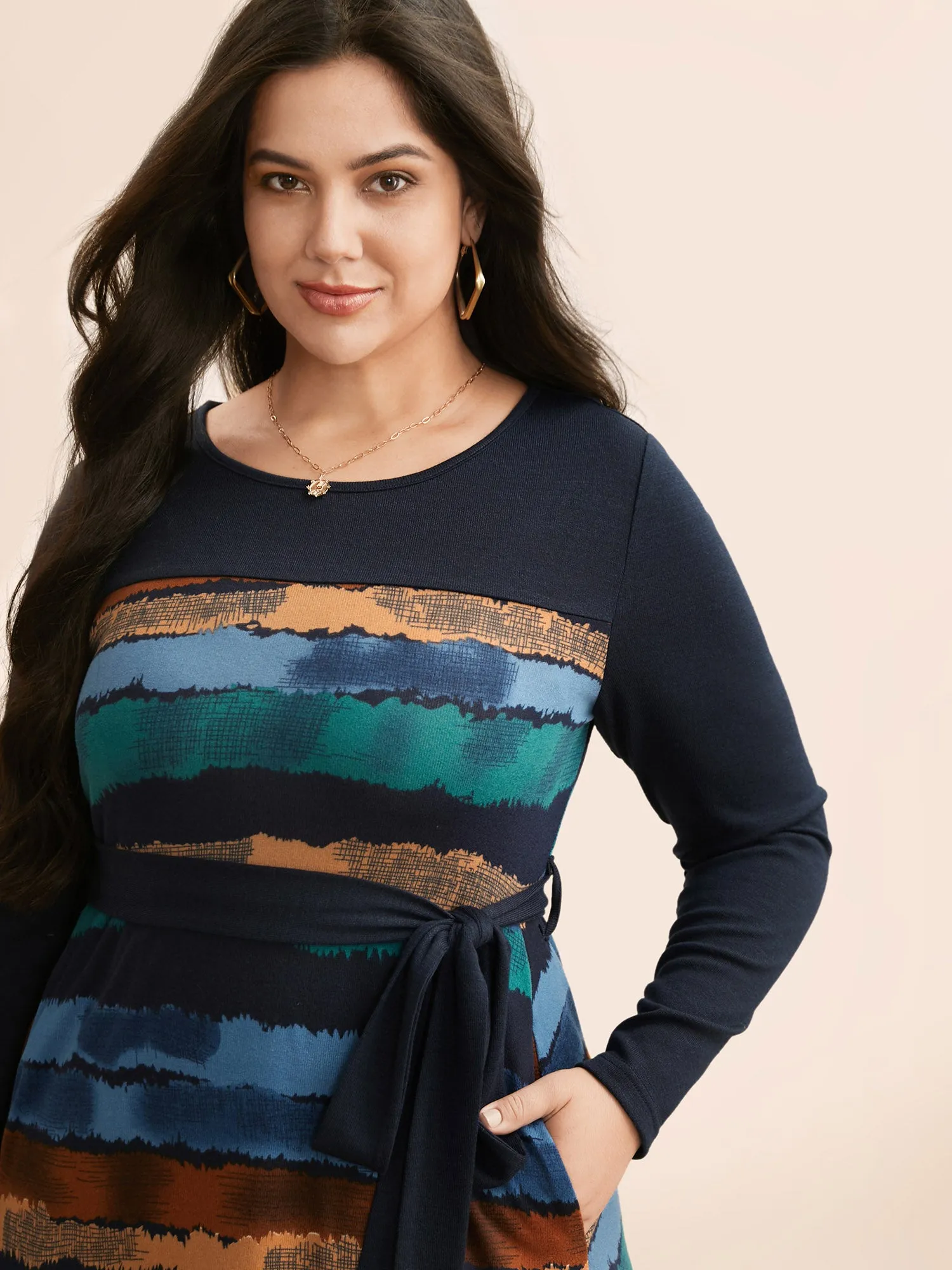 Contrast Striped Round Neck Midi Dress