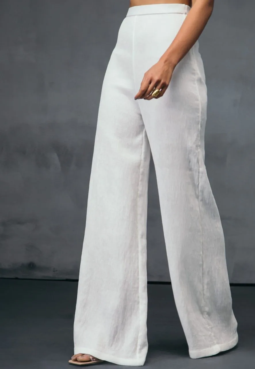 HIGH-WAISTED PLEATED PANTS IN WHITE